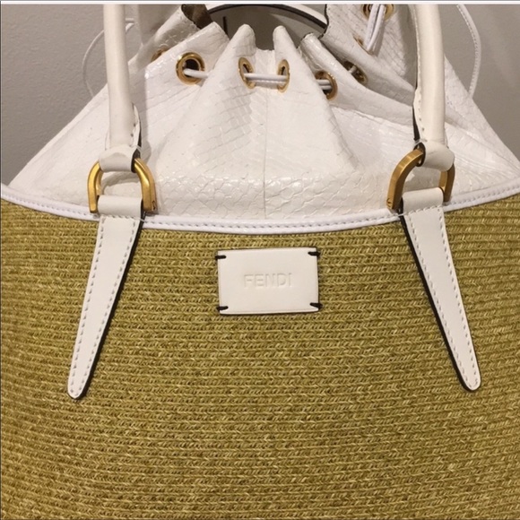 Fendi satchel/ shoulder Bag New - Picture 3 of 10